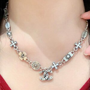 oCHANELo Necklaces 207