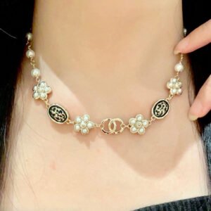 oCHANELo Necklaces 257