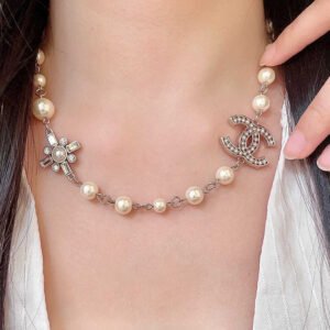 oCHANELo Necklaces 274