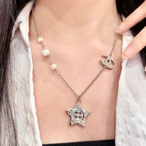 oCHANELo Necklaces 301