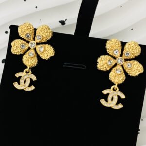 oCHANELo Earrings 380