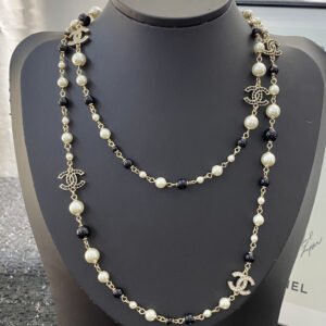 oCHANELo Necklaces 382