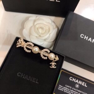 oCHANELo Hair Clips 0018