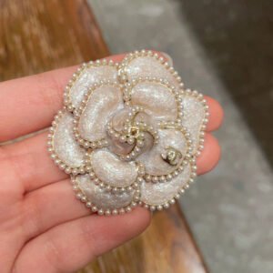 oCHANELo Brooches 005