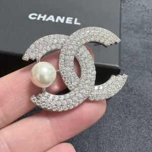 oCHANELo Brooches 063