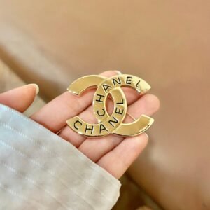 oCHANELo Brooches 078