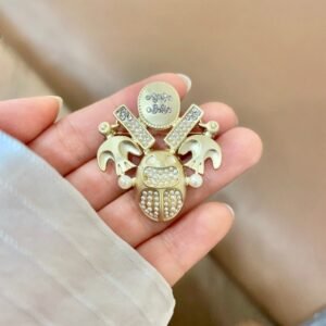 oCHANELo Brooches 079