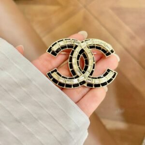 oCHANELo Brooches 087