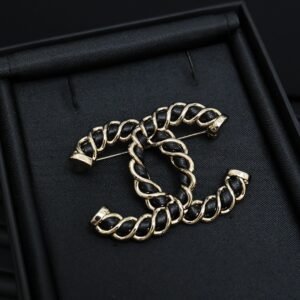 oCHANELo Brooches 213