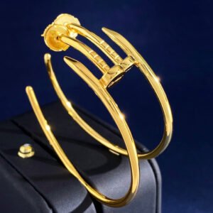 oCARTIERo Earrings 0070