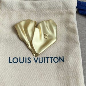 oLVo Brooches 0012
