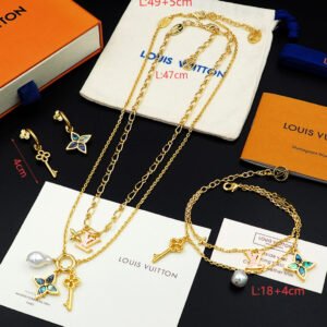 oLVo Earrings 0100