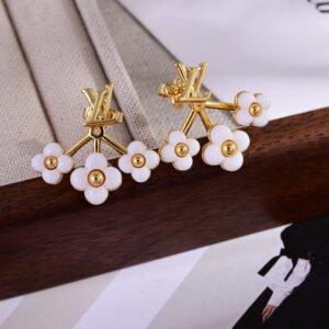 oLVo Earrings 0110