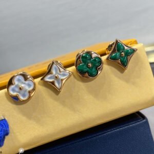 oLVo Earrings 0143