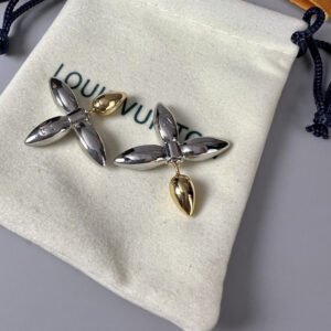 oLVo Earrings 0149