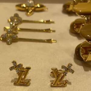 oLVo Earrings 0197