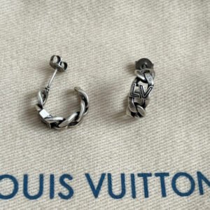 oLVo Earrings 0208