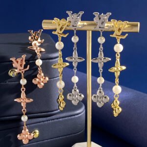 oLVo Earrings 0238