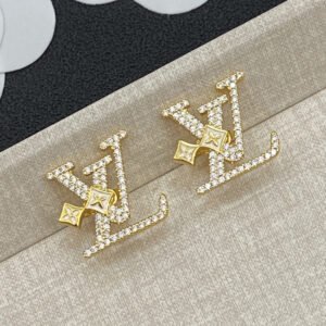 oLVo Earrings 0251