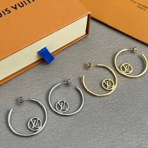 oLVo Earrings 0255