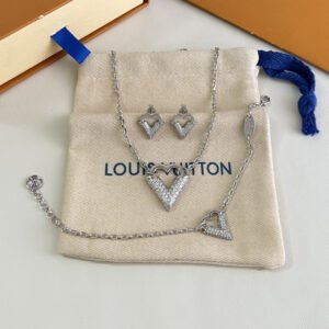 oLVo Earrings 0299