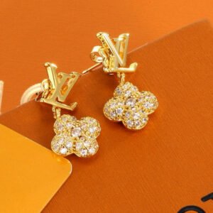 oLVo Earrings 0329