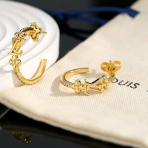 oLVo Earrings 0372