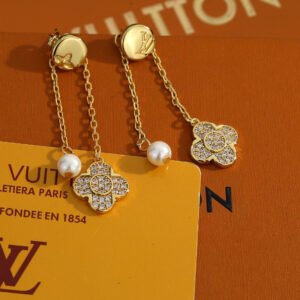 oLVo Earrings 0388