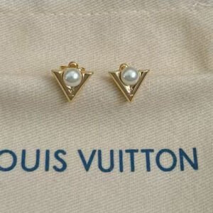 oLVo Earrings 0438