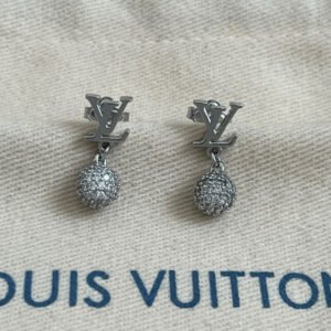 oLVo Earrings 0449