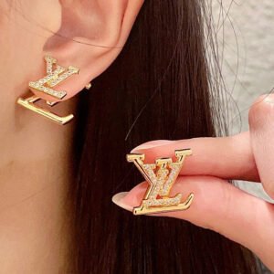 oLVo Earrings 0477
