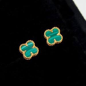 oVCAo Earrings 0035