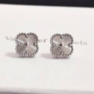 oVCAo Earrings 0118