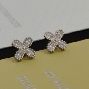 oVCAo Earrings 0184