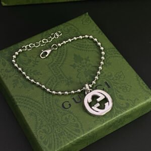 oGUCCIo Bracelets 0100