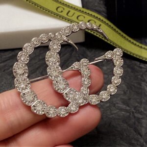 oGUCCIo Brooches 0004