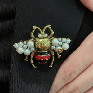 oGUCCIo Brooches 0010