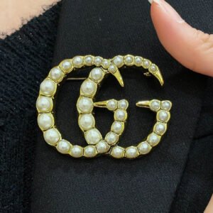 oGUCCIo Brooches 0015