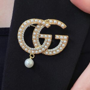 oGUCCIo Brooches 0018