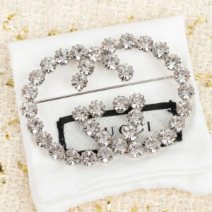 oGUCCIo Brooches 0019