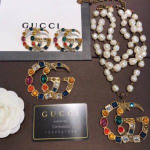 oGUCCIo Brooches 0020
