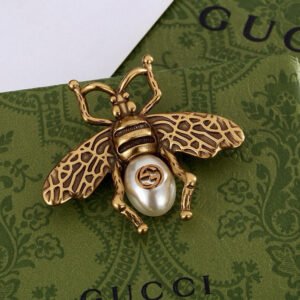 oGUCCIo Brooches 0024