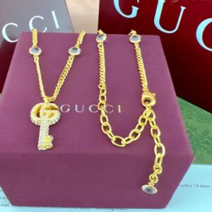 oGUCCIo Necklaces 0003