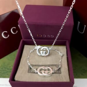 oGUCCIo Necklaces 0020