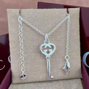 oGUCCIo Necklaces 0030