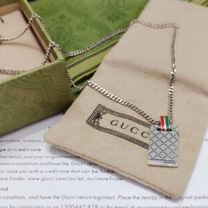 oGUCCIo Necklaces 0040