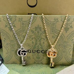 oGUCCIo Necklaces 0052
