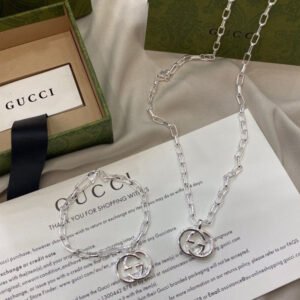 oGUCCIo Necklaces 0074