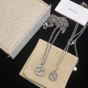 oGUCCIo Necklaces 0088