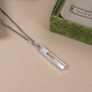 oGUCCIo Necklaces 0107